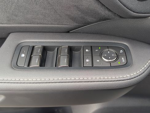 New 2026 Lexus TX 500h AWD image 18