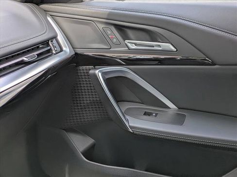 Used 2025 BMW X1 xDrive28i w/ Convenience Package image 17