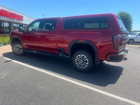 Certified 2024 GMC Sierra 2500 AT4 w/ AT4 Preferred Package AWD/4WD image 2
