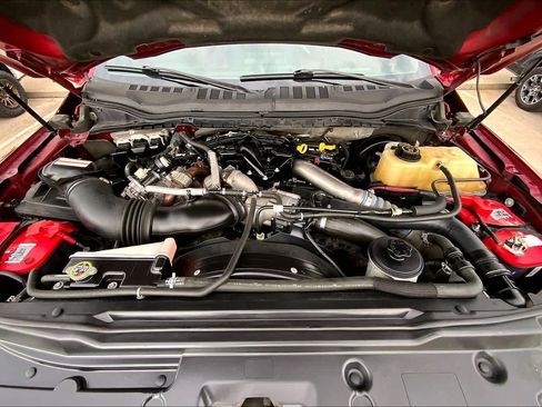 Used 2017 Ford F250 Platinum w/ Platinum Ultimate Package image 31