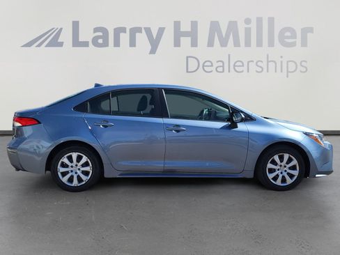 Used 2022 Toyota Corolla LE image 6