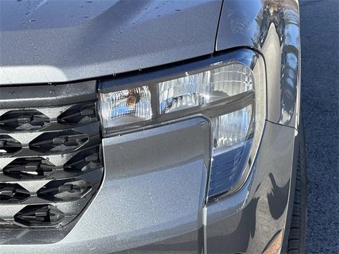 New 2026 Ford Maverick XL image 11