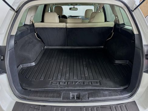 Used 2010 Subaru Outback 3.6R Limited AWD/4WD image 39