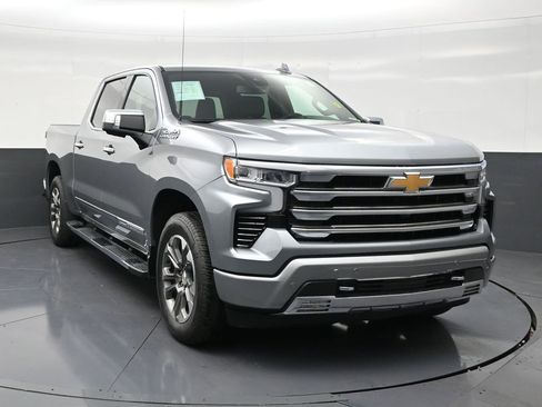 Used 2025 Chevrolet Silverado 1500 High Country image 7