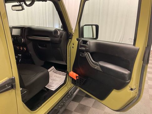Used 2013 Jeep Wrangler Unlimited Sport AWD/4WD image 27