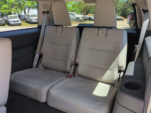 Used 2012 Ford Flex SEL w/ Equipment Group Order Code FWD image 16