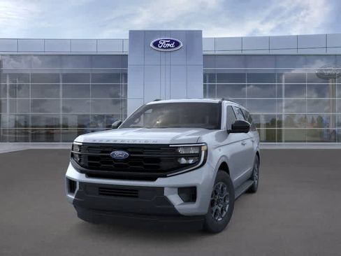 New 2025 Ford Expedition Active RWD image 2