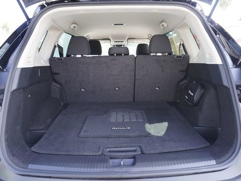 Used 2023 Nissan Rogue S FWD image 8