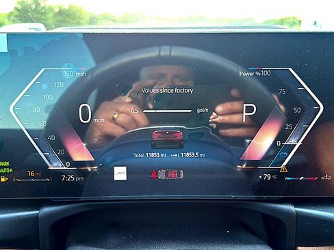 Certified 2025 BMW 430i Convertible w/ M Sport Package RWD image 10