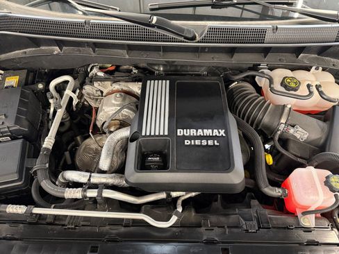 Used 2023 Chevrolet Silverado 1500 High Country image 30