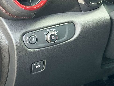 Used 2020 Chevrolet Blazer RS image 10