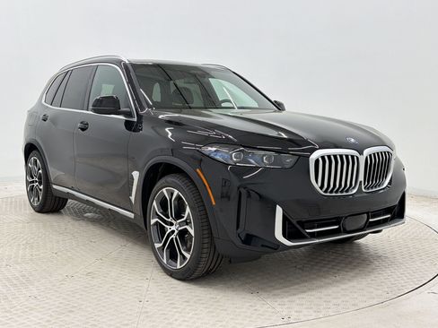 New 2026 BMW X5 xDrive50e AWD/4WD image 7