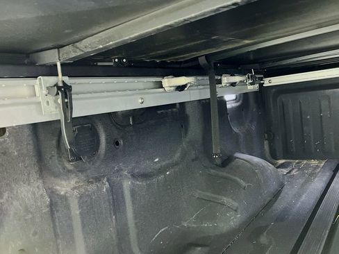 Used 2021 Nissan Titan PRO-4X w/ Pro-4x Convenience Package AWD/4WD image 6