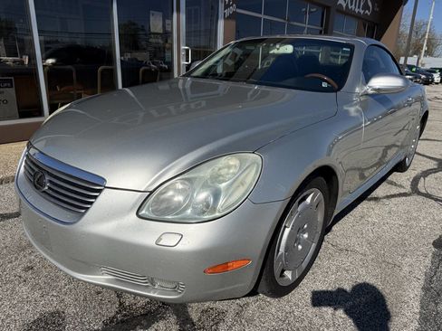 Used 2002 Lexus SC 430 Convertible RWD image 2