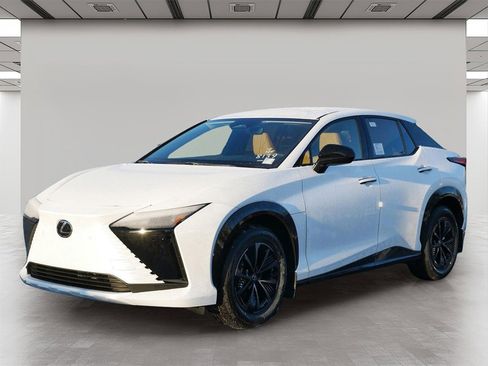 New 2026 Lexus RZ 350e 2WD image 2