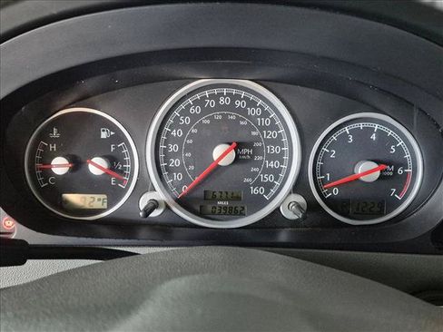 Used 2005 Chrysler Crossfire Limited RWD image 11
