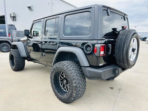 Used 2023 Jeep Wrangler Unlimited Sport AWD/4WD image 30