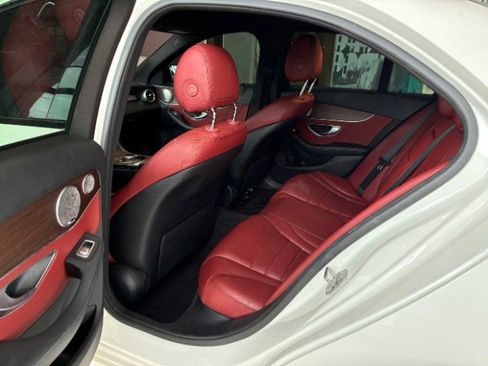Used 2019 Mercedes-Benz C 300 4MATIC Sedan image 26