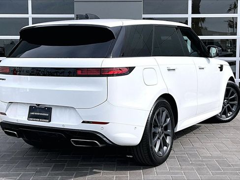 Used 2024 Land Rover Range Rover Sport Dynamic SE image 13