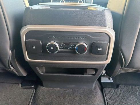 Used 2024 Ford Expedition Max XLT AWD/4WD image 14