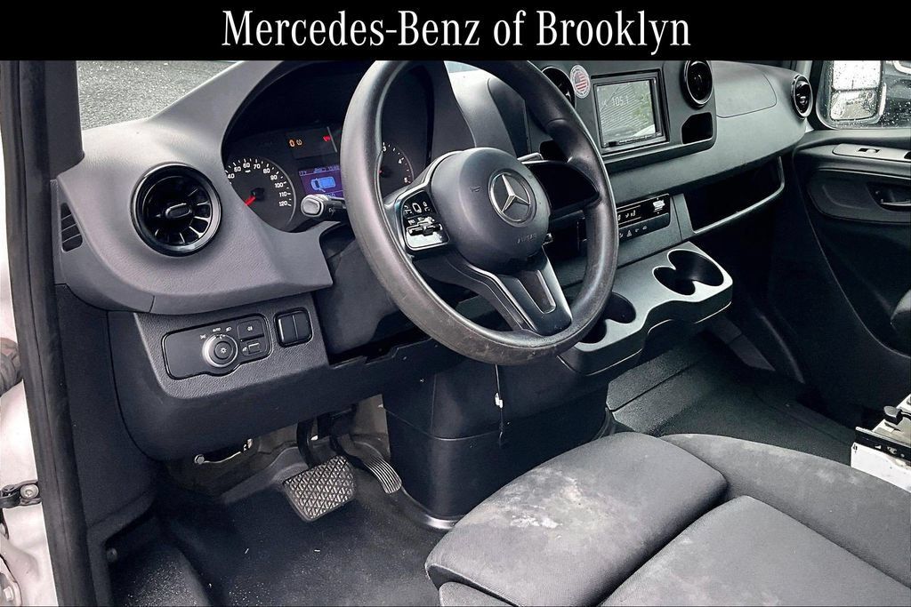 Used 2019 Mercedes-Benz Sprinter 144 image 17