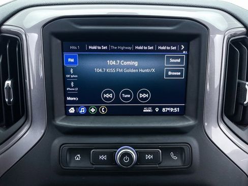 Used 2021 Chevrolet Silverado 1500 Custom image 23