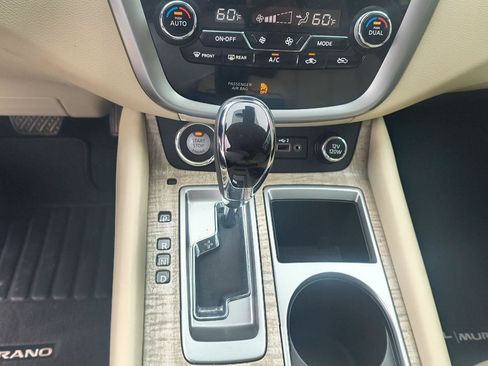 Used 2021 Nissan Murano SV w/ SV Special Edition Package FWD image 31
