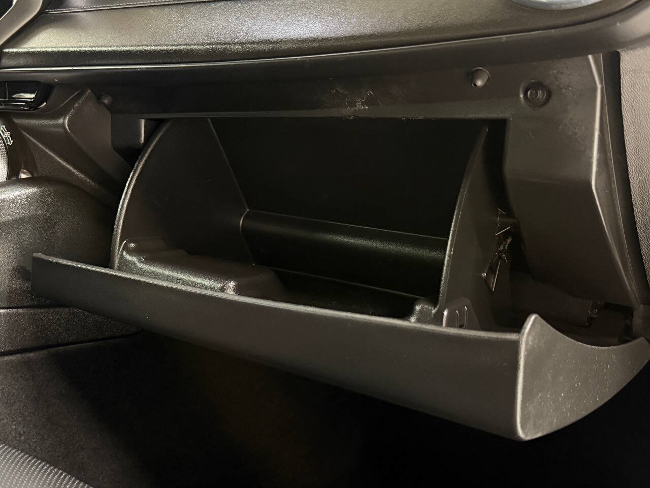 Used 2017 Chevrolet Camaro SS RWD image 30