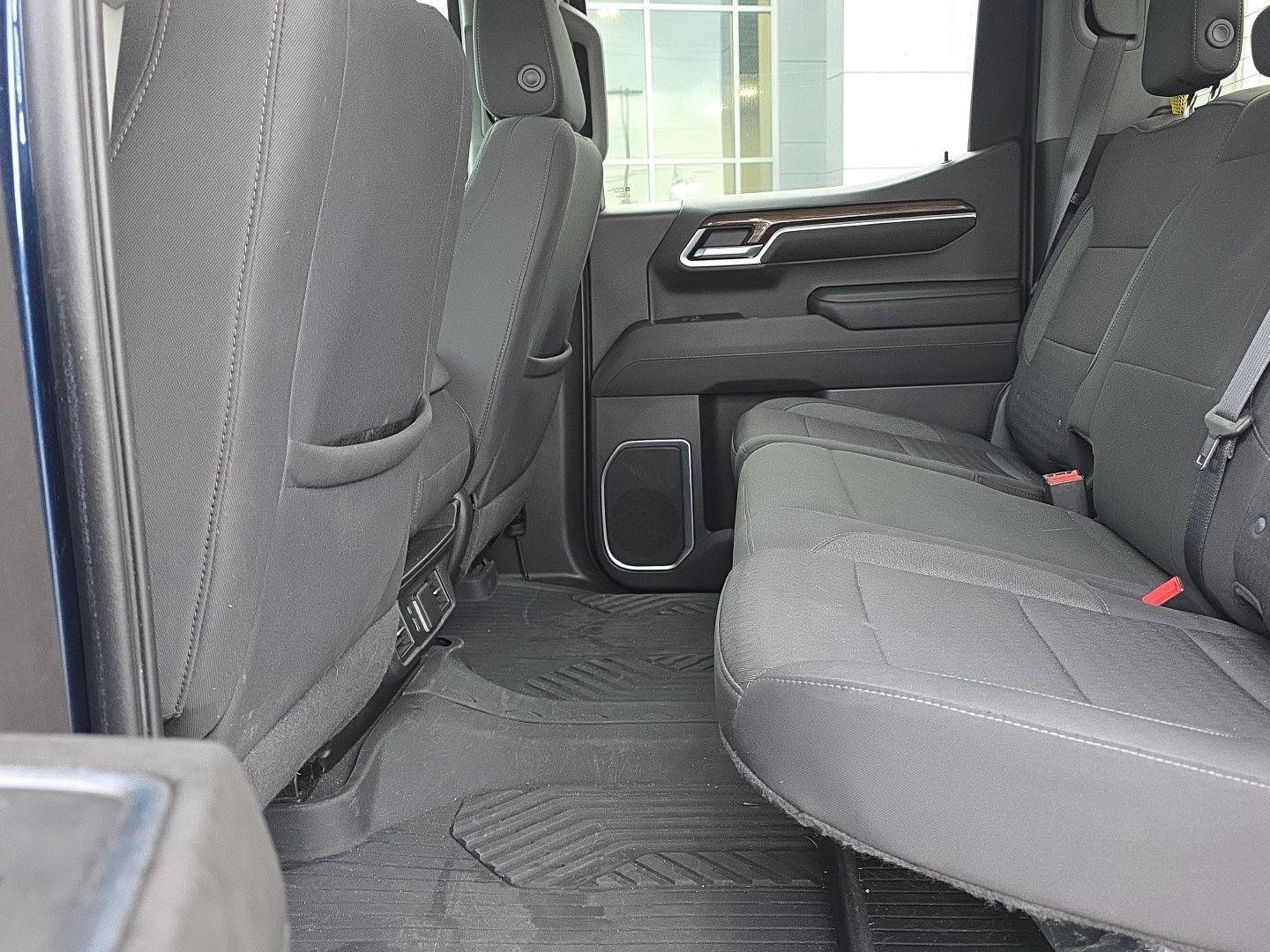 Used 2022 Chevrolet Silverado 1500 RST AWD/4WD image 17
