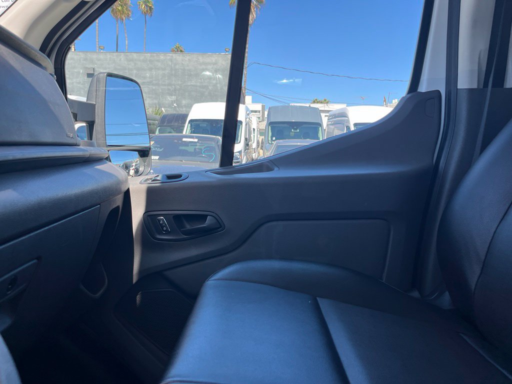 Used 2022 Ford E-Transit 148 High Roof w/ Load Area Protection Package RWD image 20