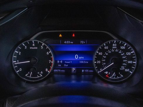Used 2023 Nissan Murano SV FWD image 14