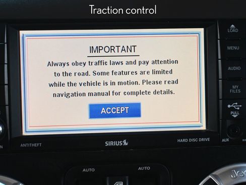 Used 2012 Jeep Wrangler Unlimited Rubicon image 16