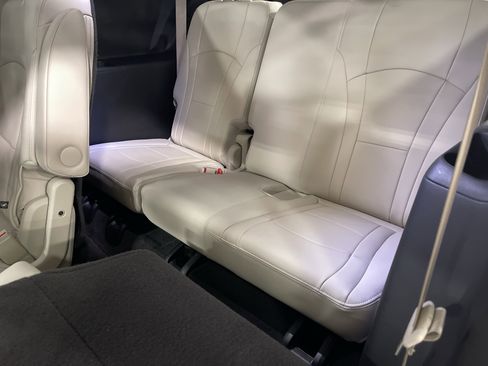 Used 2023 Buick Enclave Essence w/ Trailering Package, 5000 lbs. image 12