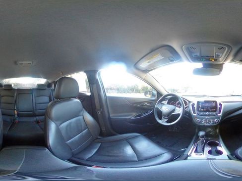 Used 2024 Chevrolet Malibu LT image 42