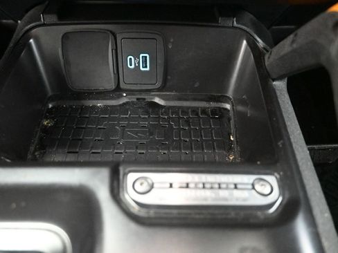 Used 2024 Ford Bronco Badlands AWD/4WD image 3