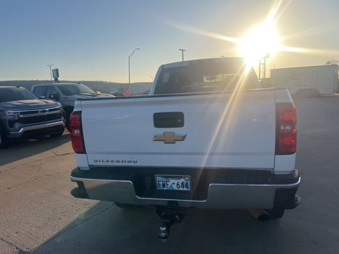 Used 2019 Chevrolet Silverado 2500 W/T w/ WT Convenience Package image 12