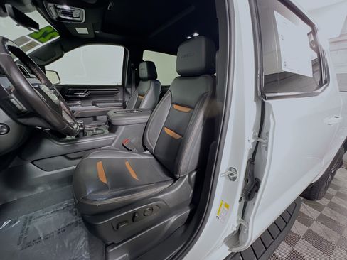 Used 2022 GMC Sierra 1500 AT4 w/ AT4 Premium Package image 15