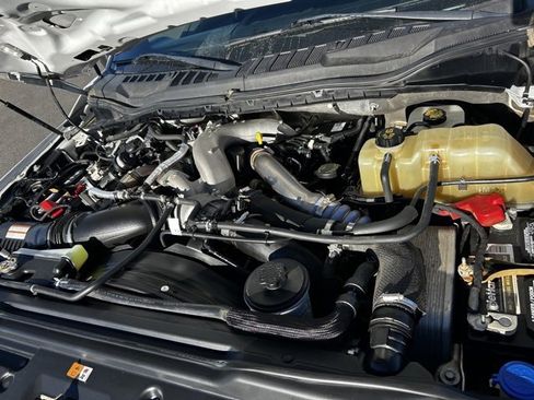 Used 2020 Ford F350 XLT w/ XLT Premium Package image 20