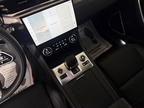 New 2026 Jaguar F-PACE R-Dynamic S image 38