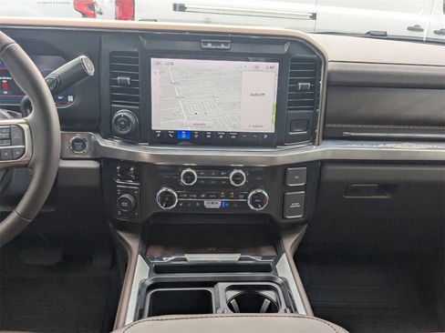 New 2025 Ford F350 King Ranch w/ FX4 Off-Road Package image 19