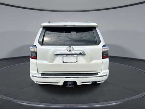 Used 2022 Toyota 4Runner Limited AWD/4WD image 17