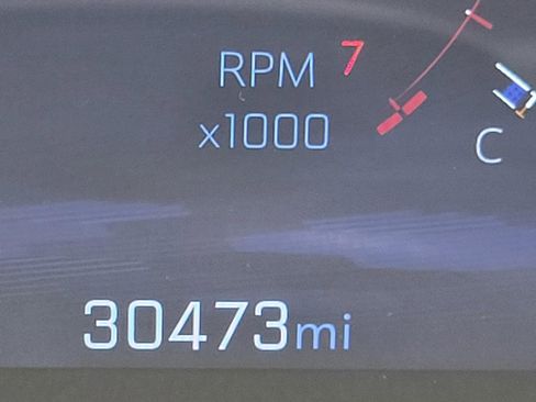 Used 2025 Chevrolet Equinox LT image 2