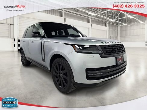 Used 2023 Land Rover Range Rover SE image 8