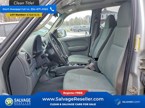 Used 2005 Jeep Liberty Sport AWD/4WD image 9