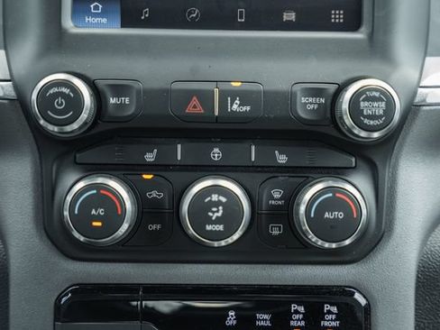Used 2022 RAM 1500 Big Horn AWD/4WD image 33