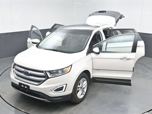 Used 2017 Ford Edge SEL w/ Equipment Group 201A AWD/4WD image 50