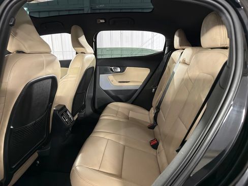 Used 2021 Polestar Polestar 2 AWD/4WD image 19