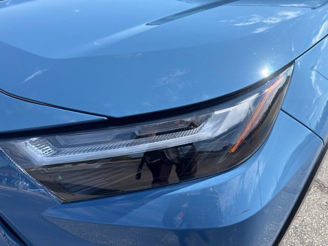 Used 2025 Toyota RAV4 SE AWD/4WD image 9