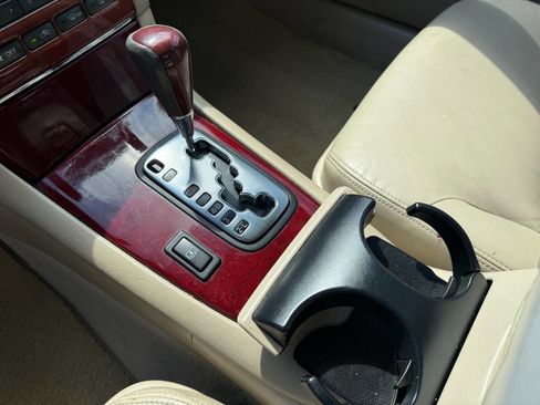 Used 2004 Lexus ES 330 FWD image 20