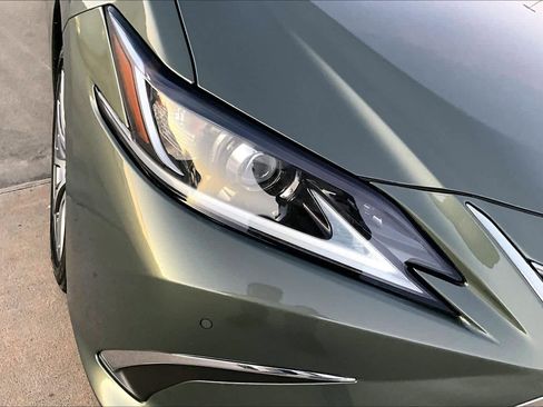 Used 2019 Lexus ES 350 image 27